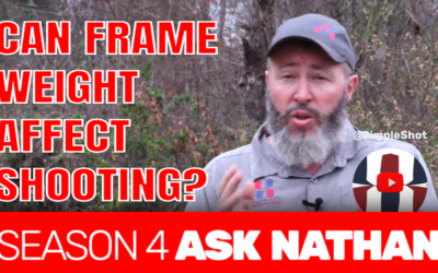 Can the weight of a slingshot frame affect shooting performance?